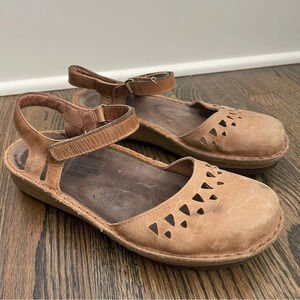 listing-status-banner